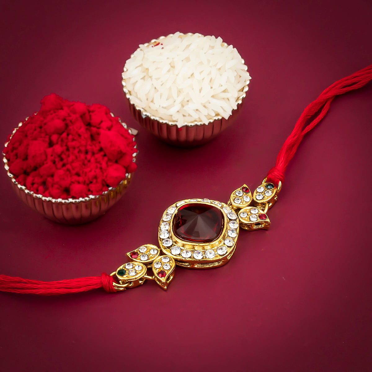 Sukkhi Wavy Gold Plated Rakhi with Roli Chawal and Raksha Bandhan Greeting Card For Men