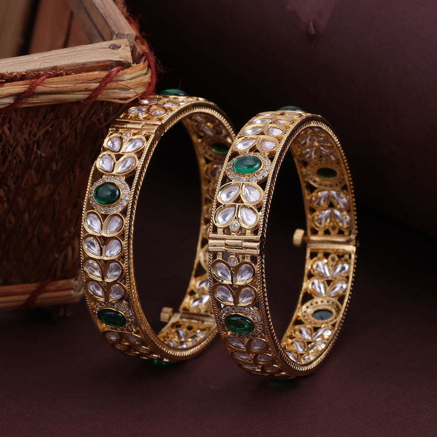 Sukkhi Golden Gold Plated Kundan & CZ Bangle For Women