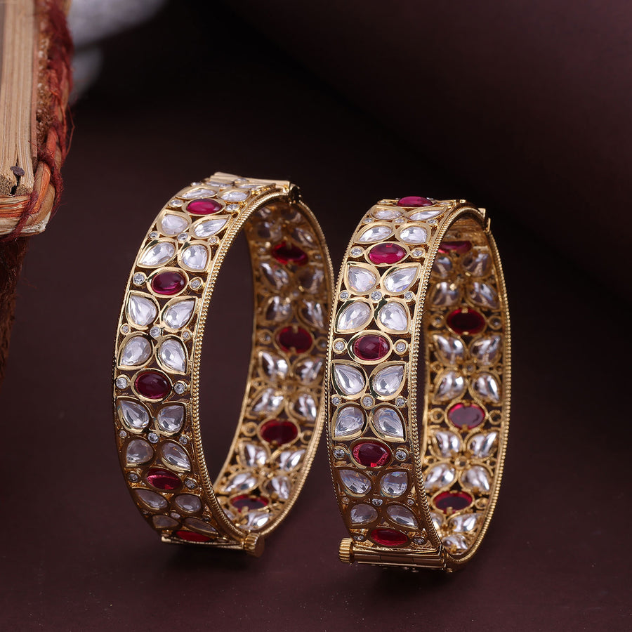 Sukkhi Golden Gold Plated Kundan Bangle For Women