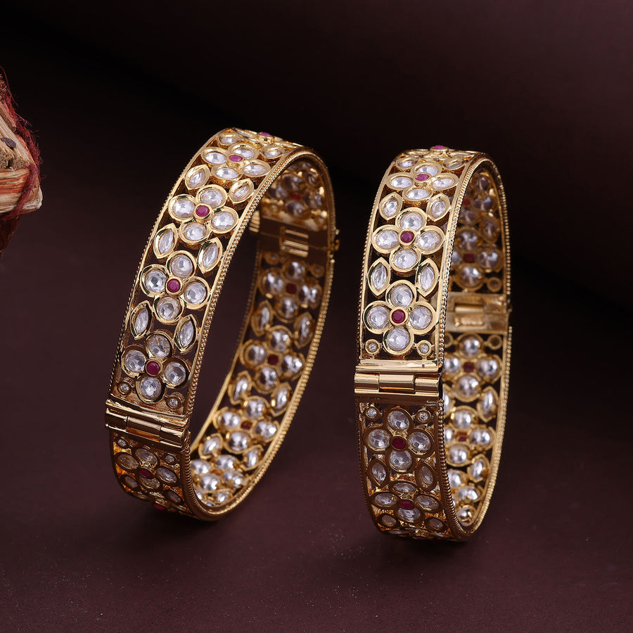 Sukkhi Golden Gold Plated Kundan Bangle For Women