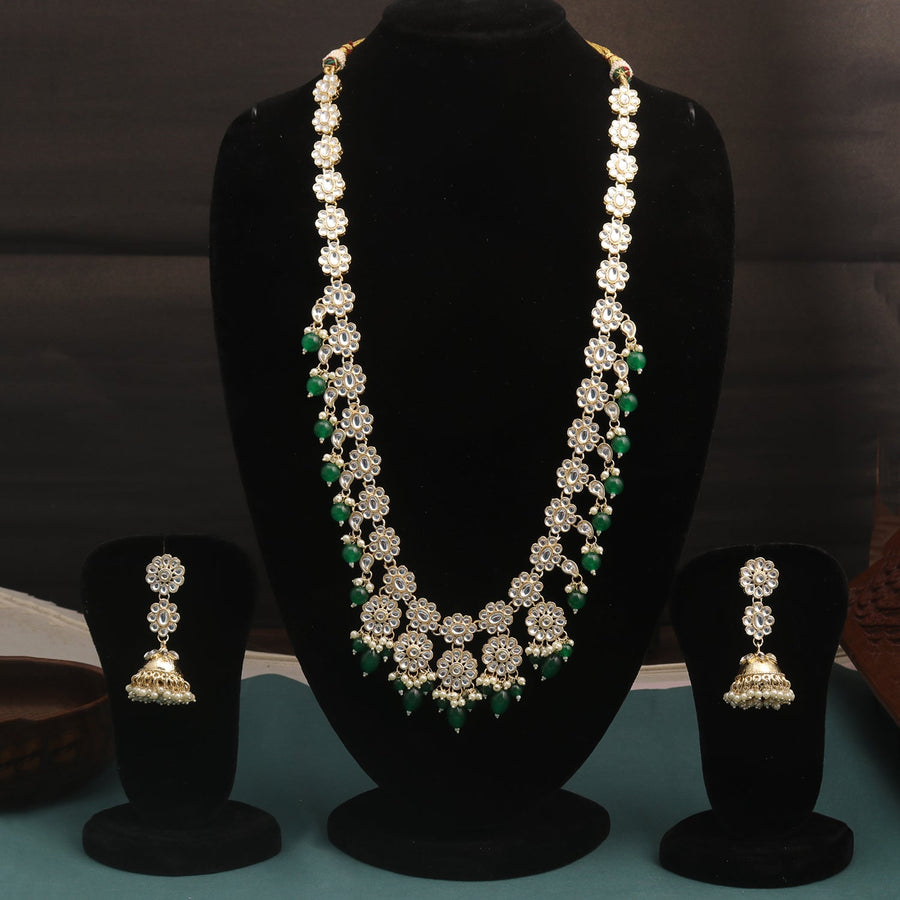 Sukkhi Green Gold Plated Kundan & Pearl Choker Necklace Set For Women