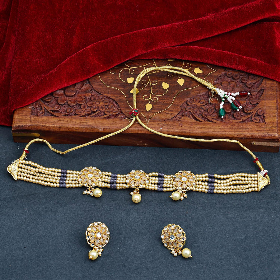 Sukkhi Grey Gold Plated Kundan & Pearl Choker Necklace Set For Women
