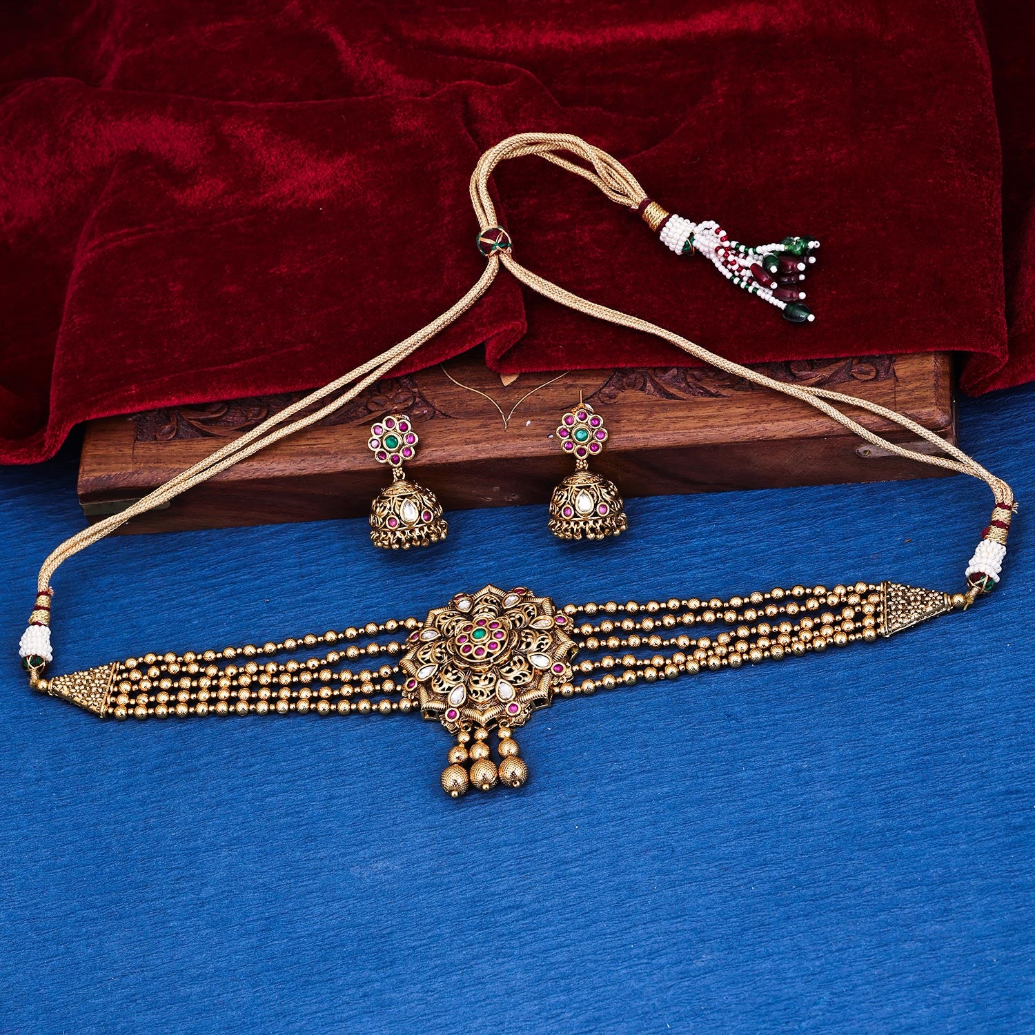 Sukkhi Select  Gold Plated Kundan & Pearl Golden Necklace Set for Women