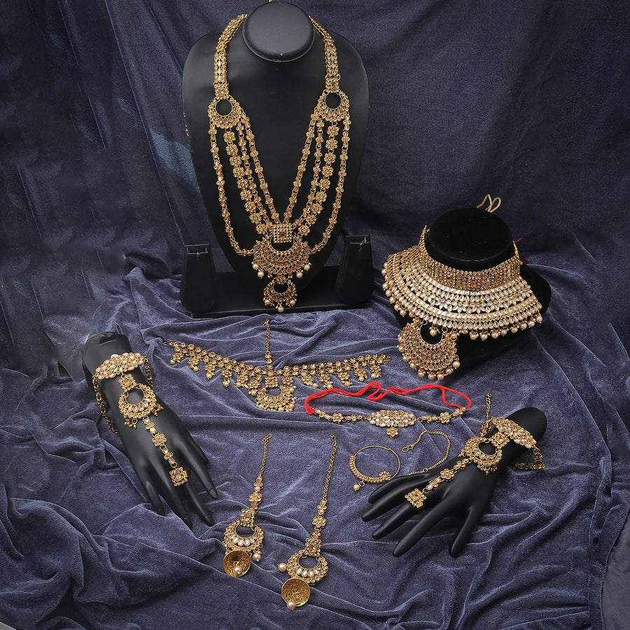 Sukkhi Engrossing  Gold Plated Kundan & Pearl Golden Dulhan Set for Women