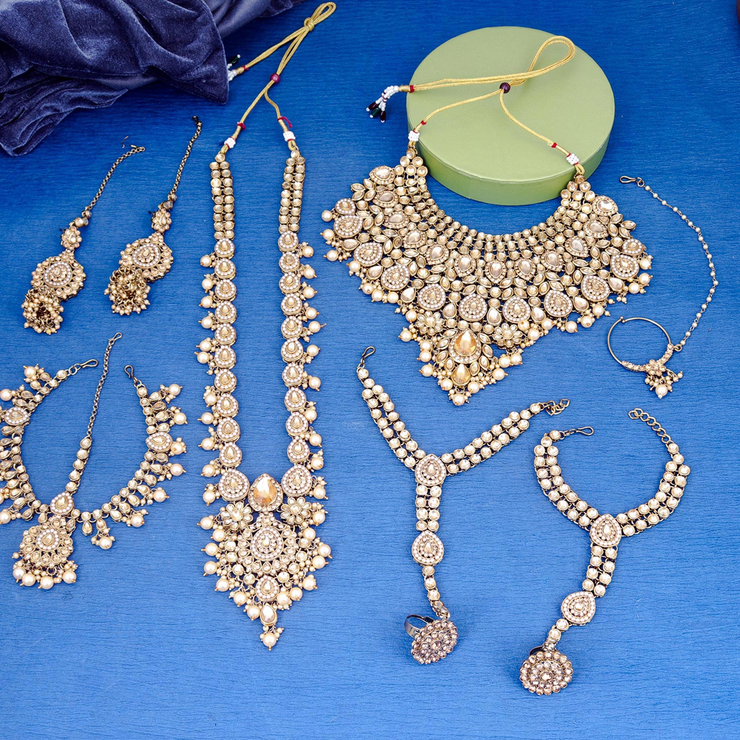 Golden on sale dulhan set