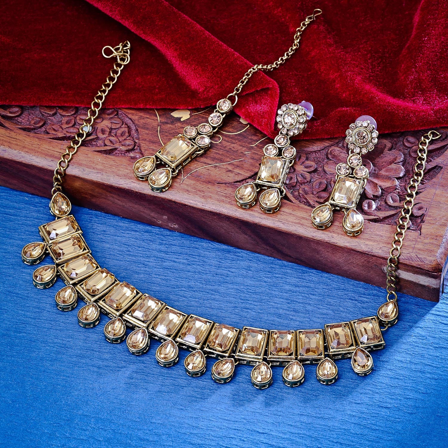 Sukkhi Dazzling Gold Plated Reverse AD & Pearl Golden Necklace Set for Women