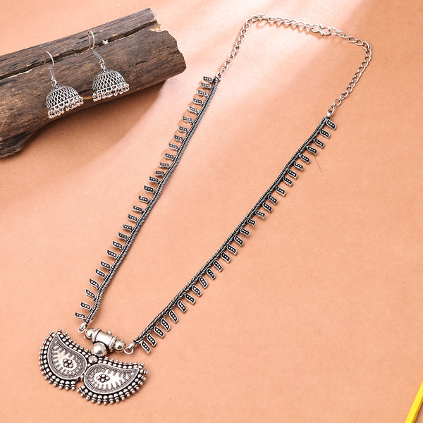 Sukkhi Oxidized Silver NA Choker Necklace Set for Women 