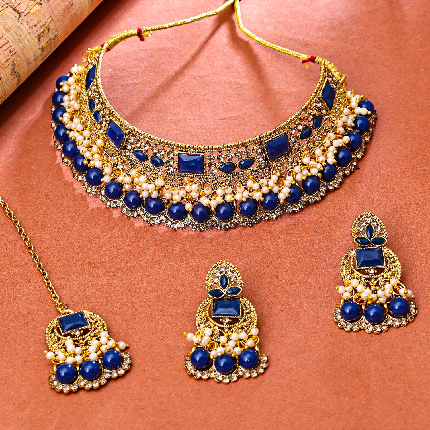Gold Finish Premium Quality Blue Supphire Stone Flower & Leaf Design  Necklace & Earrings set By online