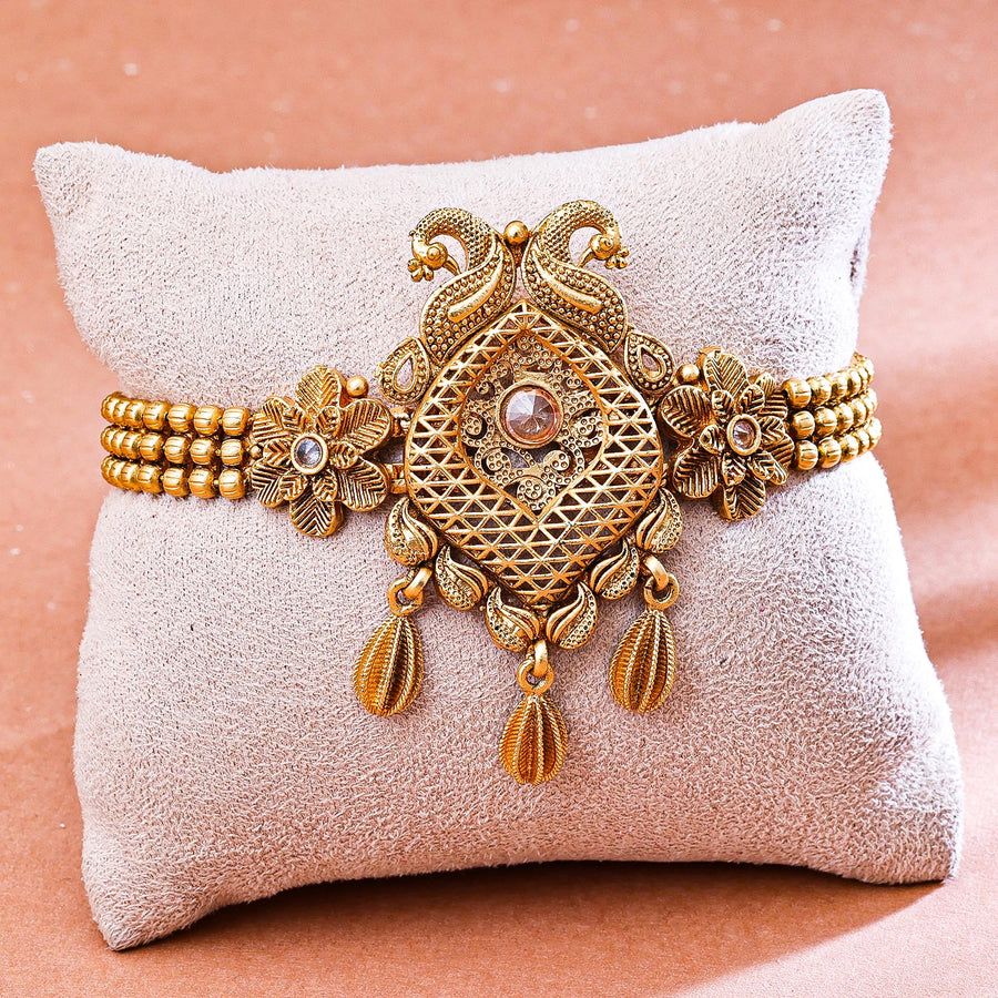 Sukkhi Fashionable Golden Gold Plated Kundan & Pearl Bajuband for Women