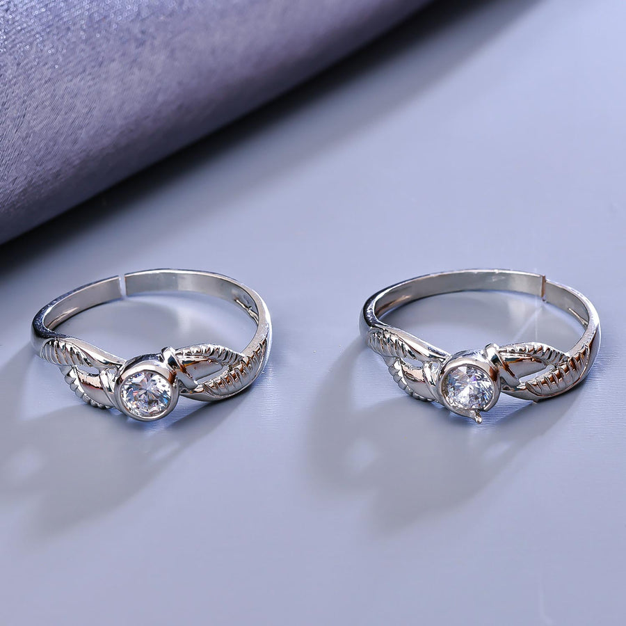 Sukkhi Glorious Silver Rhodium Plated AD Toe Ring for Women