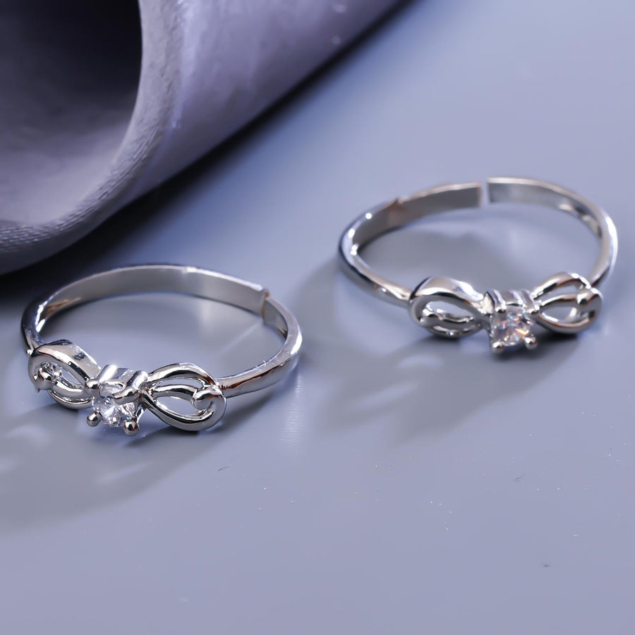 Sukkhi Glemaing Silver Rhodium Plated CZ Toe Ring for Women