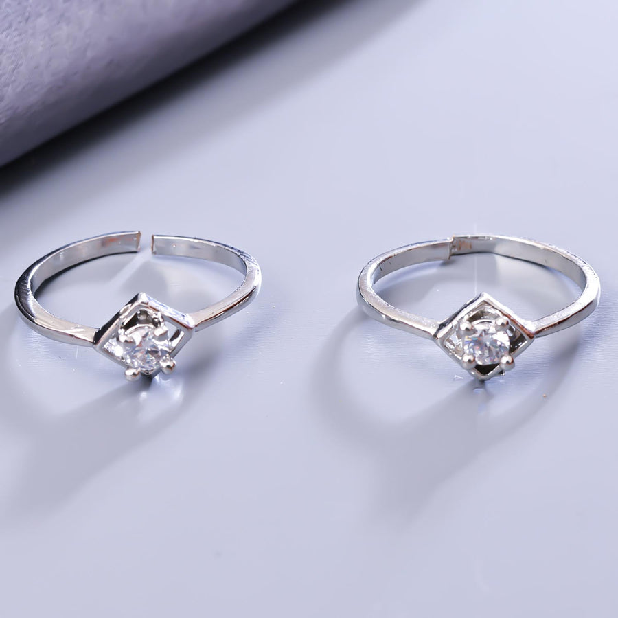 Sukkhi Lovley Silver Rhodium Plated CZ Toe Ring for Women