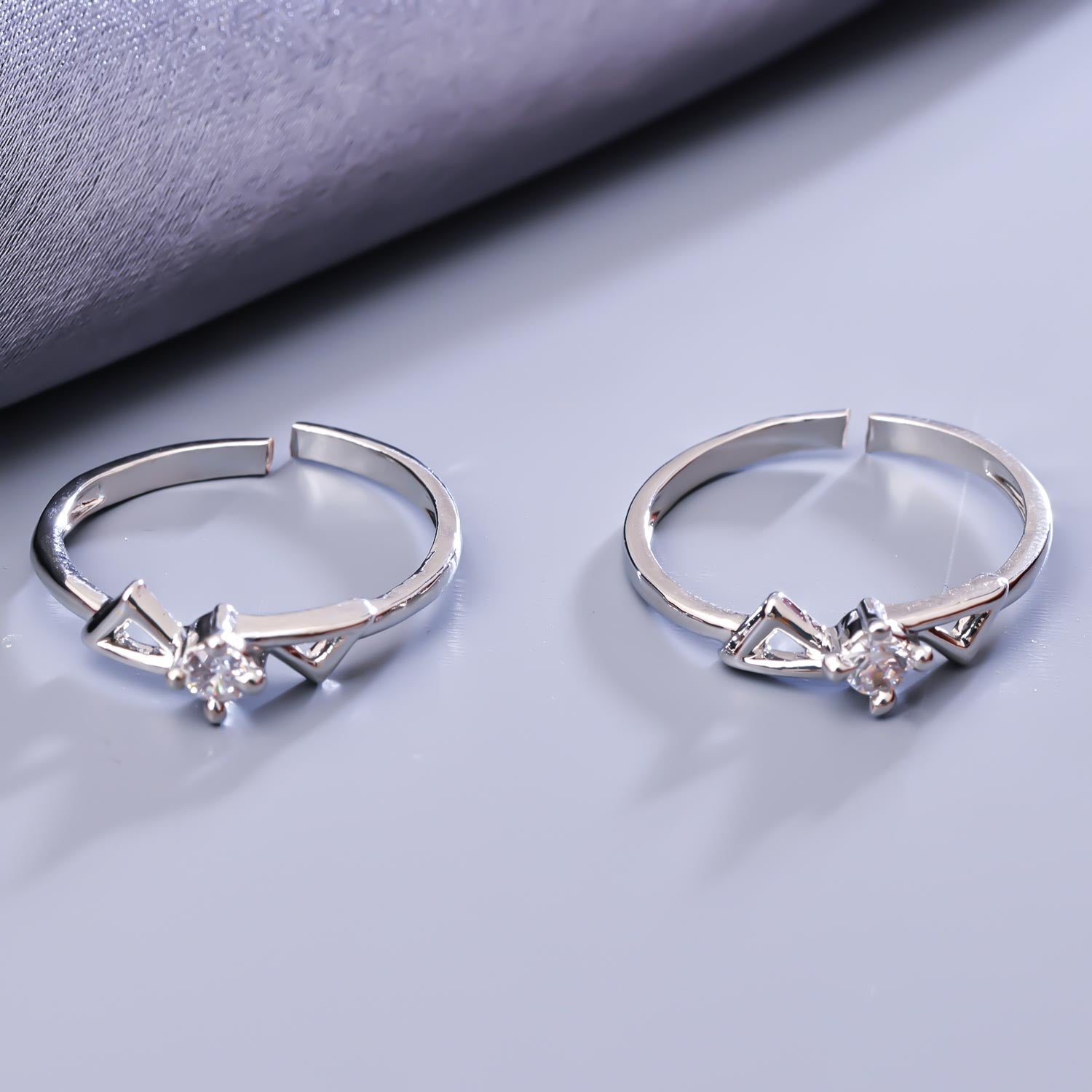 Sukkhi Floral Silver Rhodium Plated CZ Toe Ring for Women