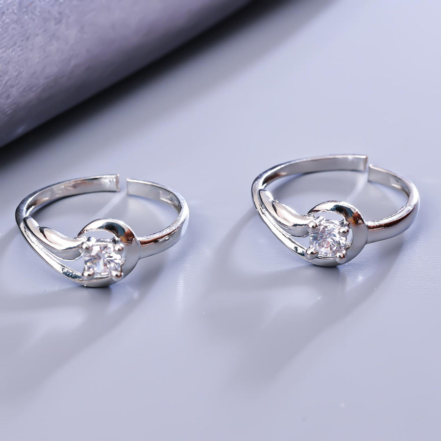 Sukkhi Glorious Silver Rhodium Plated CZ Toe Ring for Women