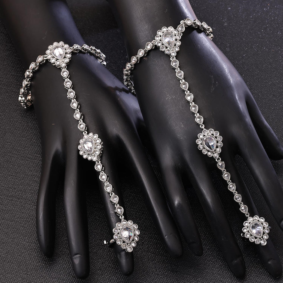 Sukkhi Glitzy Silver Rhodium Plated kundan Haathpan for Women