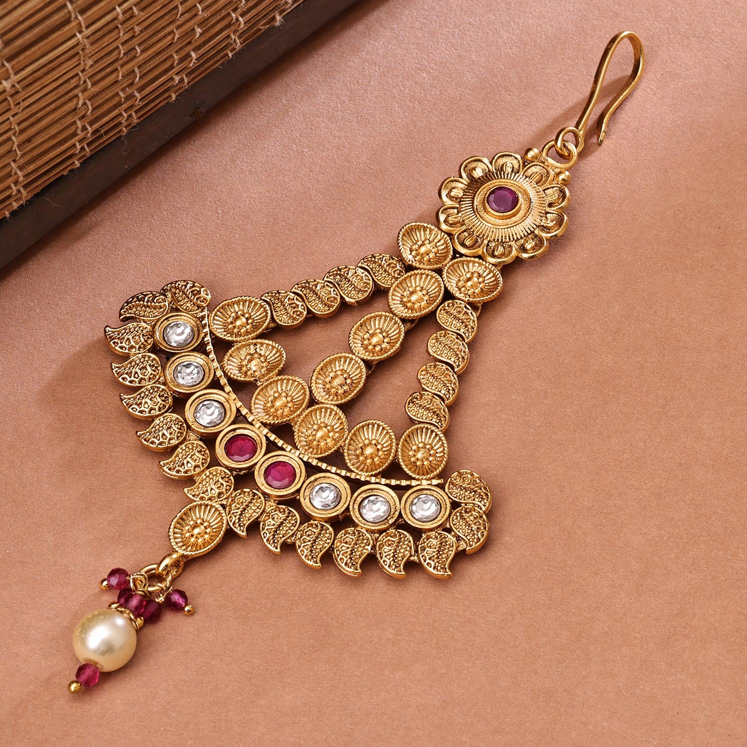 Sukkhi Attractive Golden Gold Plated kundan & Pearl Pasa for Women