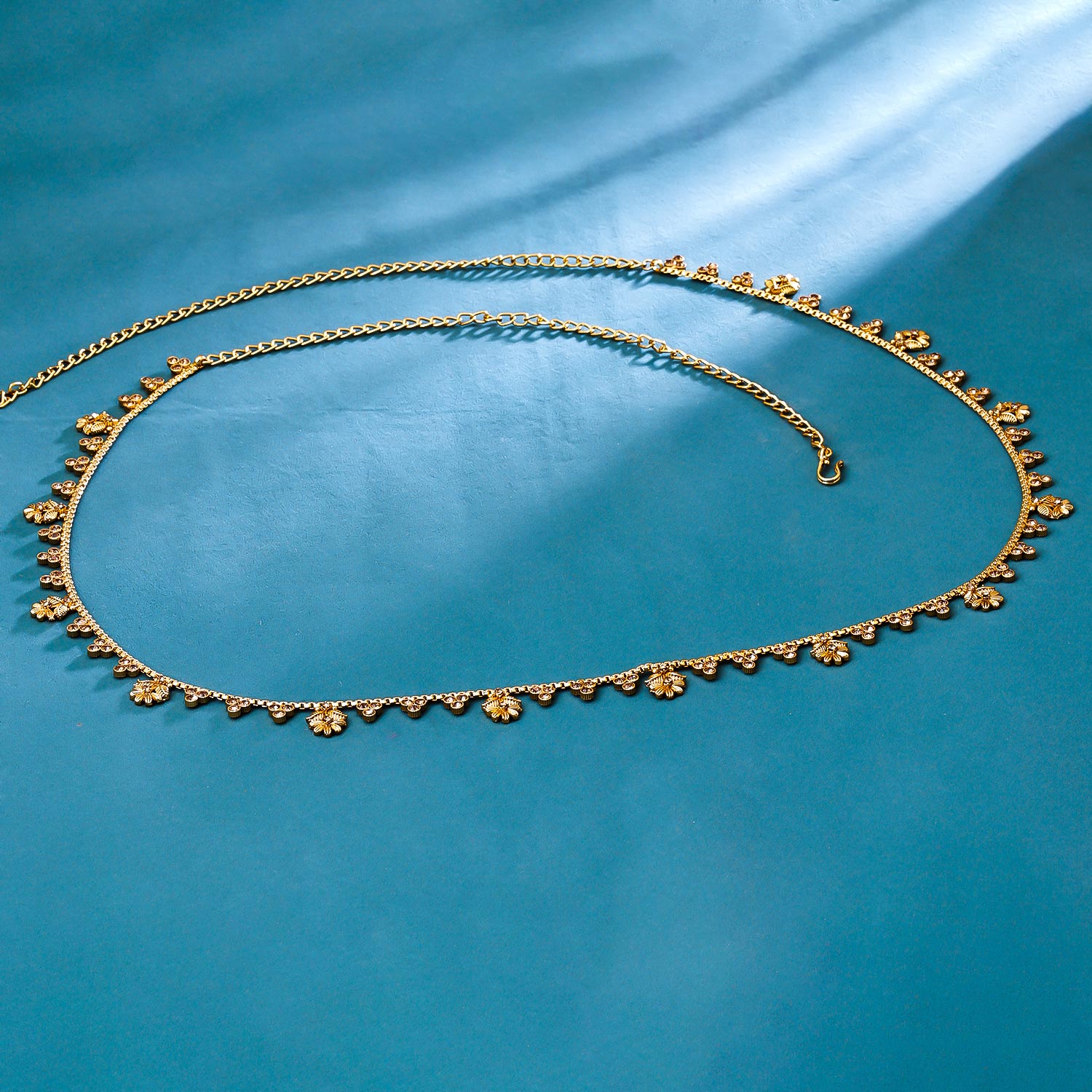 Sukkhi Glorious Golden Gold Plated Pearl Kamarband for Women