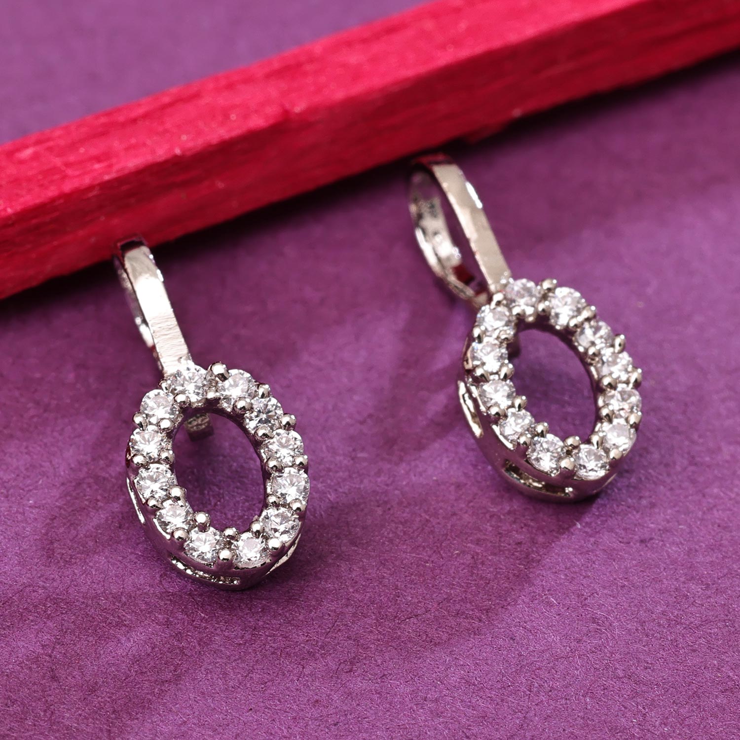 Sukkhi Eye Silver Rhodium Plated CZ Nosepin for Women