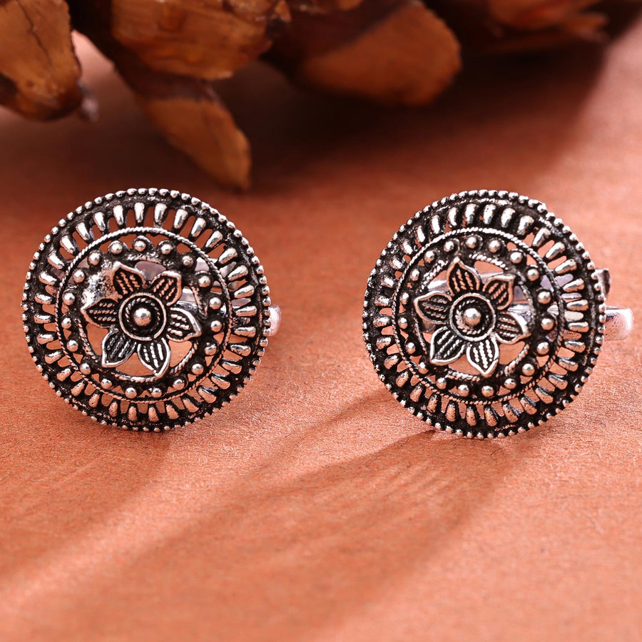 Sukkhi Delightful Silver Rhodium Plated NA Toe Ring for Women