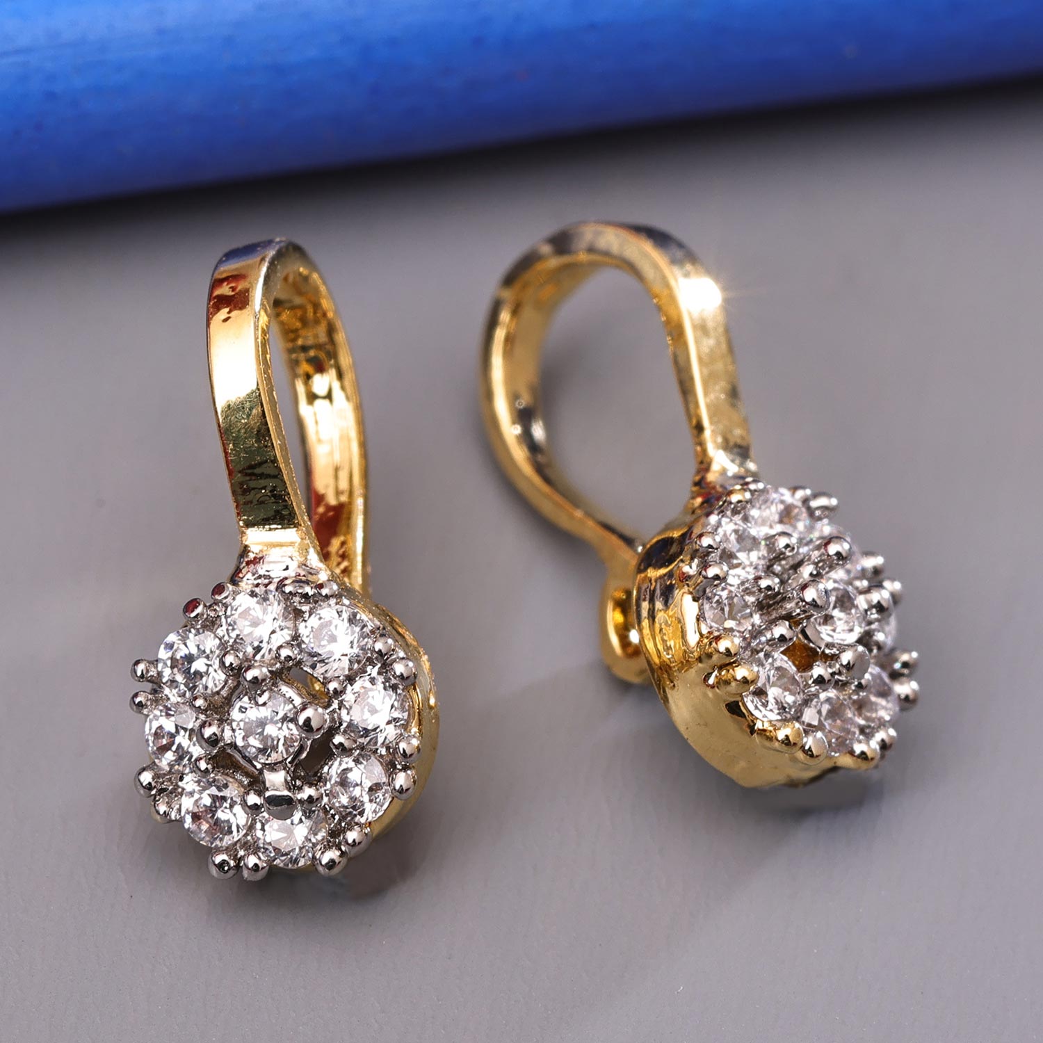 Sukkhi Dazzling Golden Gold Plated CZ Nosepin for Women
