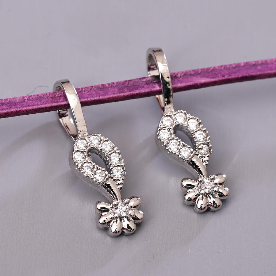 Sukkhi Traditional Silver Rhodium Plated CZ Nosepin for Women