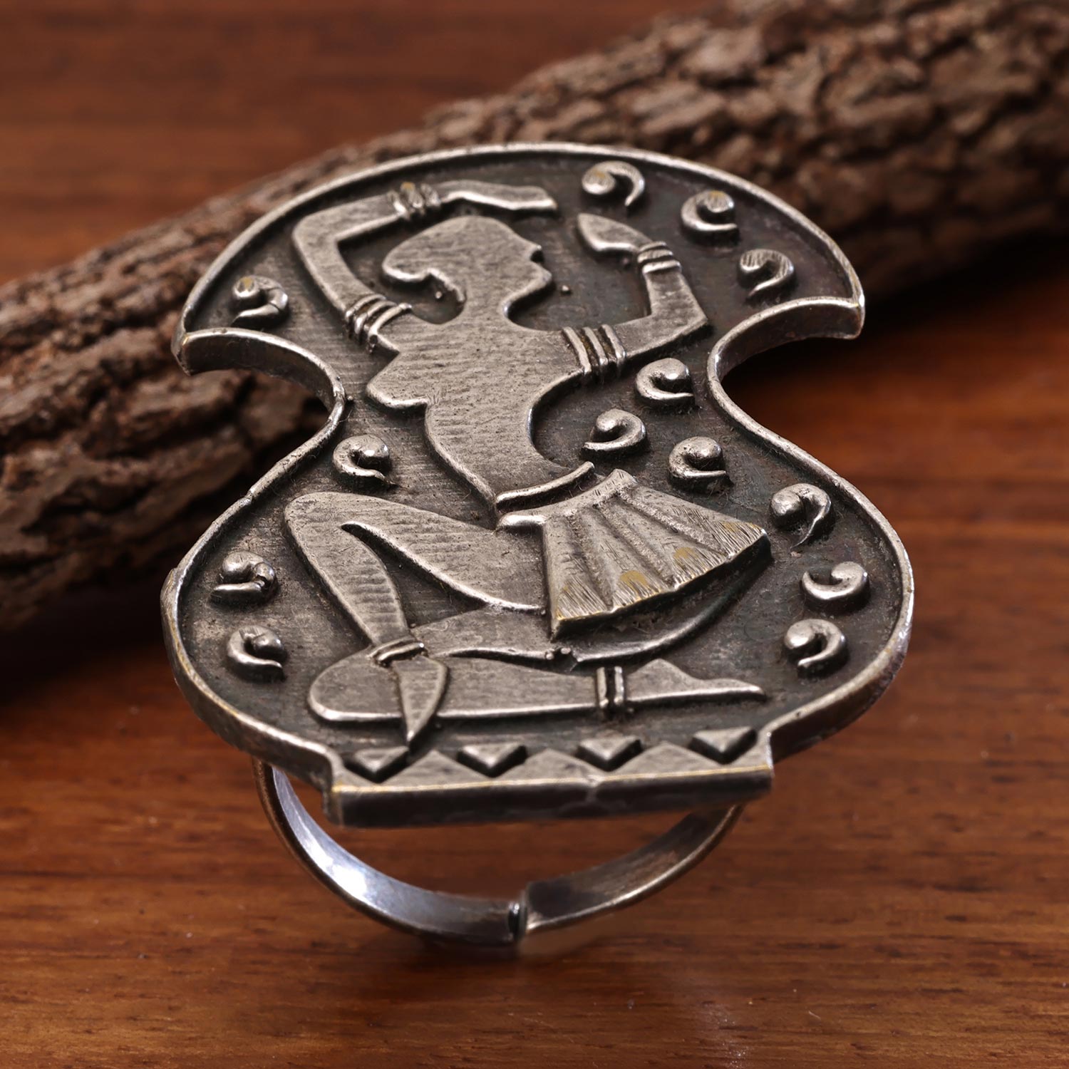 Sukkhi Glitzy Silver Oxidised NA Ring for Women