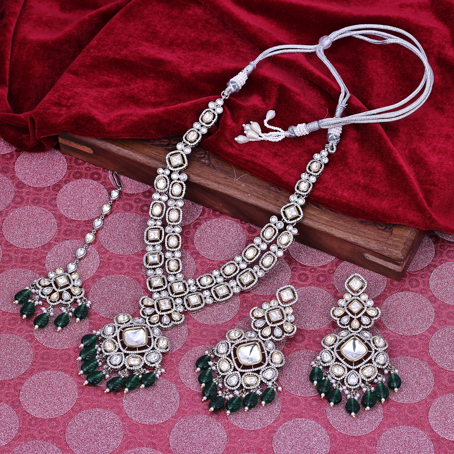 Sukkhi Fascinating Green And White Rhodium Plated Kundan & Pearl Long Haram Necklace Set With Maang Tikka For Women