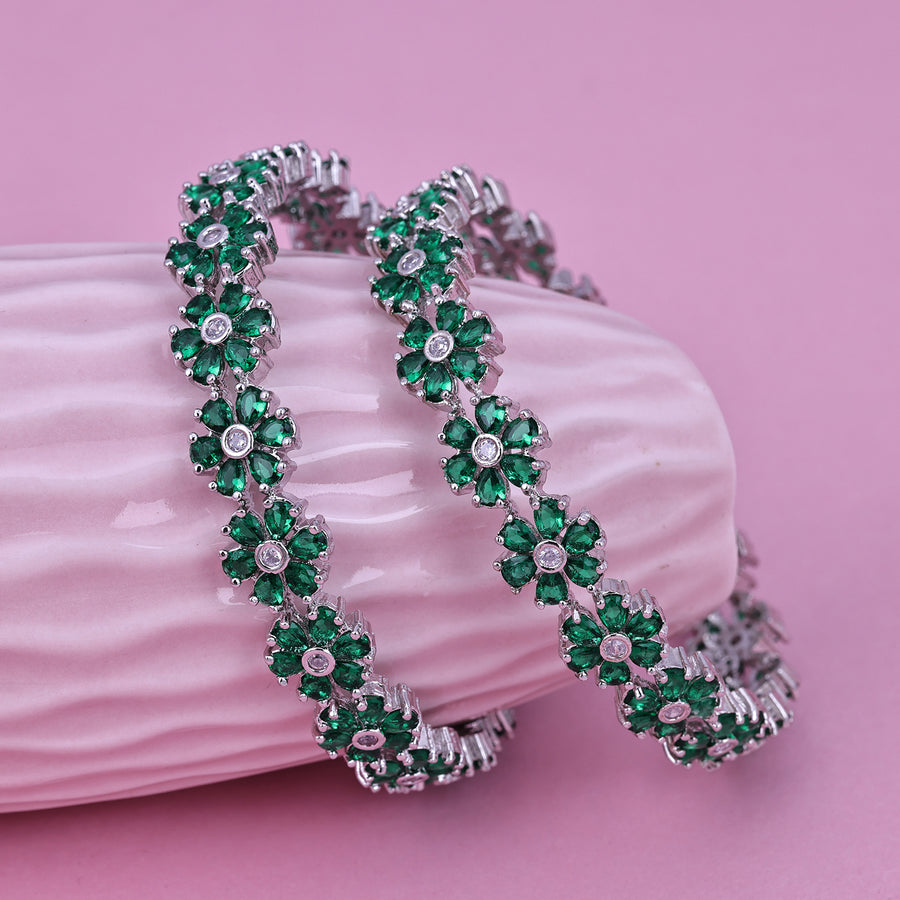 Sukkhi Enticing Green Rhodium Plated Cz Contemporary Bangle For Women