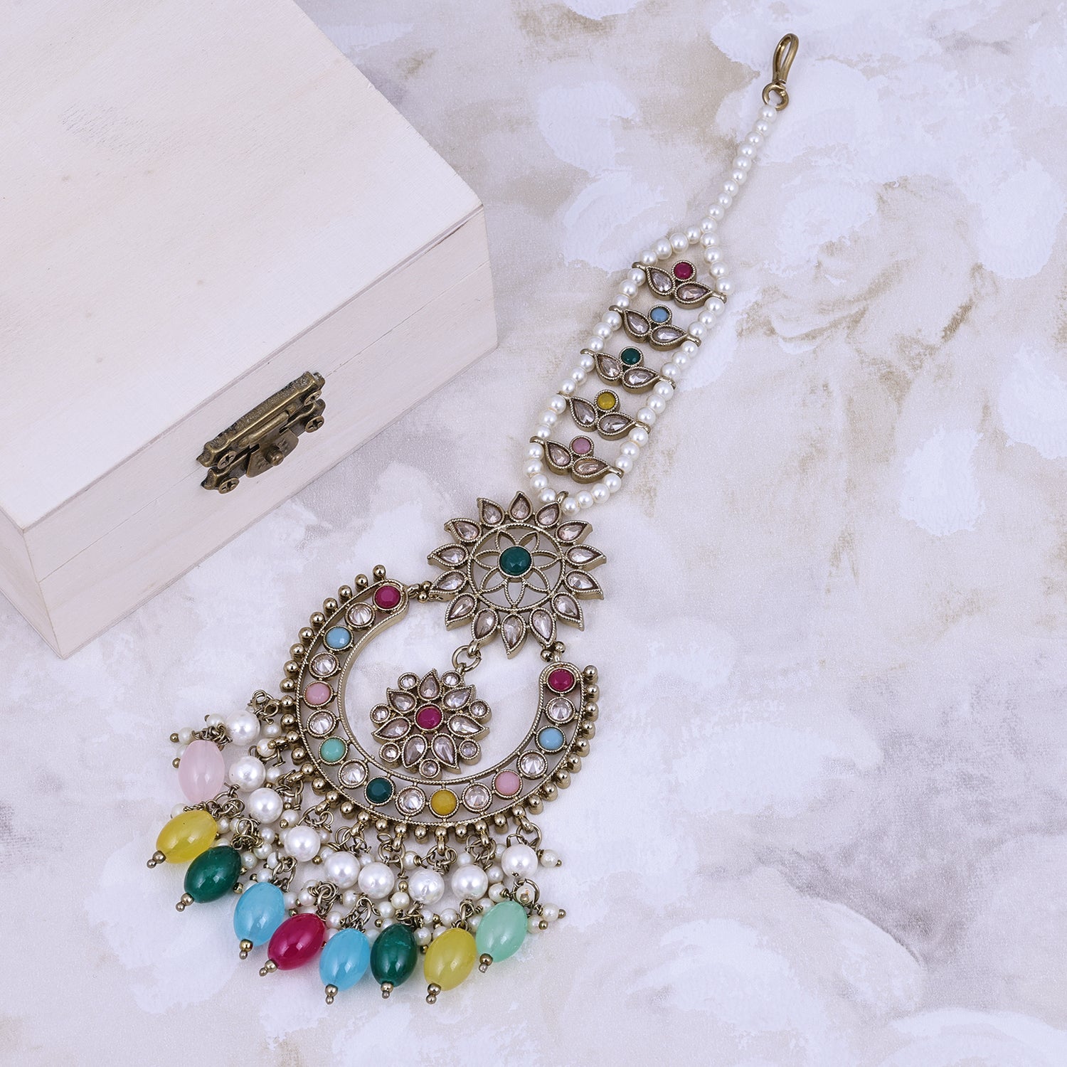 Sukkhi Sublime Multicolor Gold Plated Pearl Ethnic Maangtikka For Women