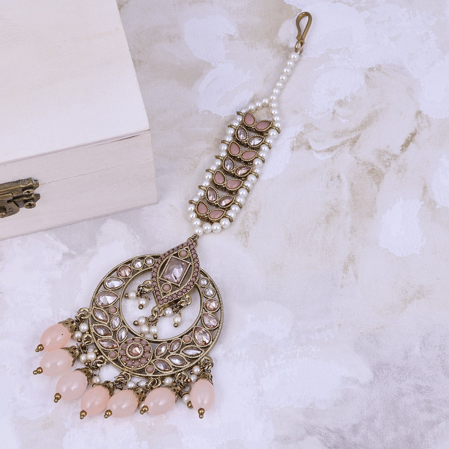 Sukkhi Flawless Pink Gold Plated Pearl Ethnic Maangtikka For Women