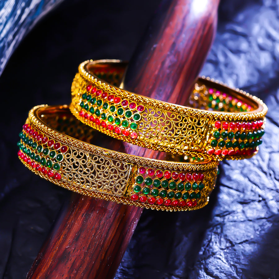 Sukkhi Junoesque Multicolor Gold Plated Pearl Ethnic Bangle For Women