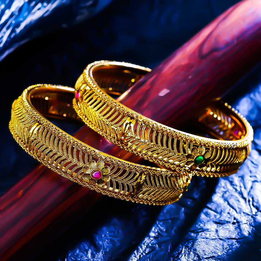 Sukkhi Statuesque Golden Gold Plated Pearl Traditional Bangle For Women