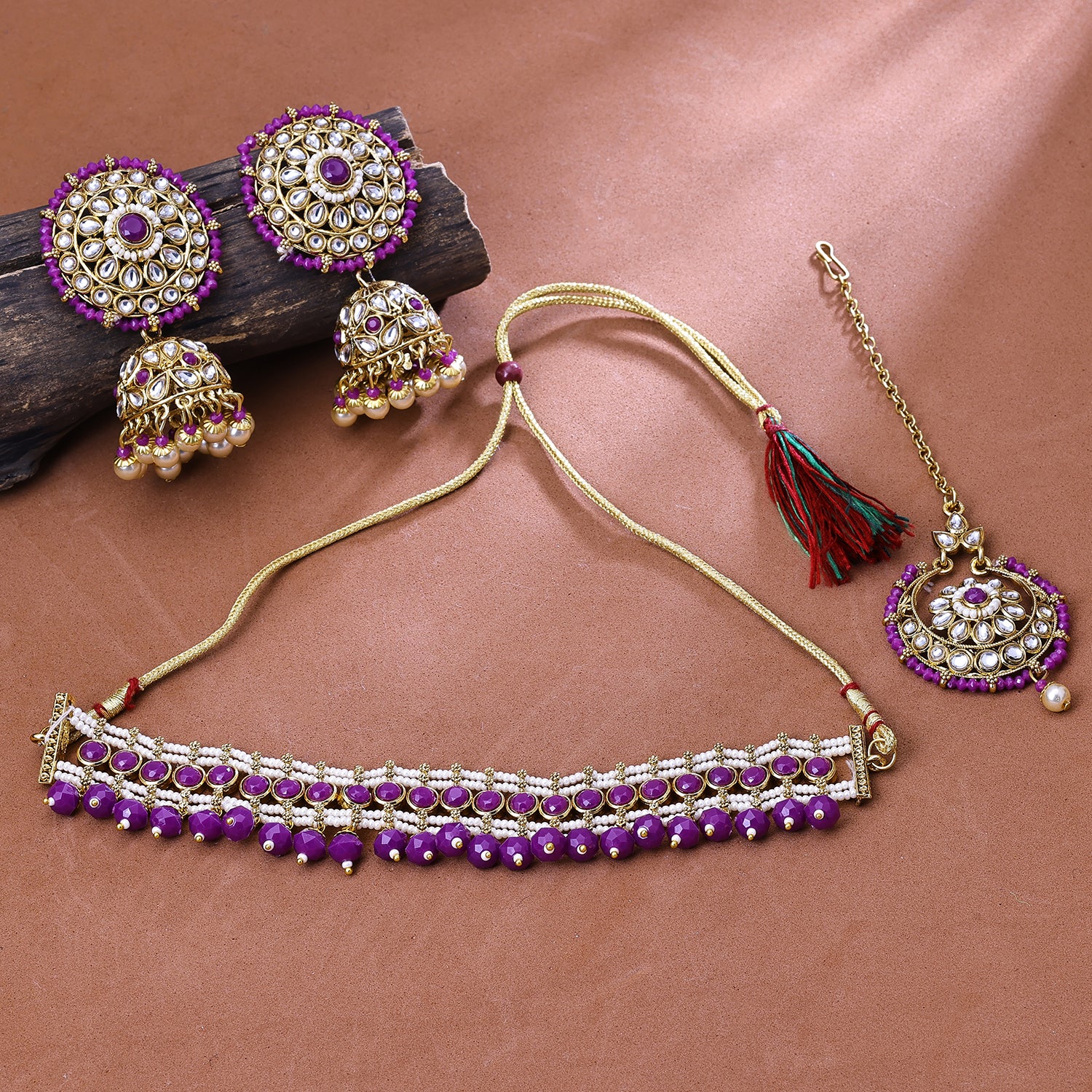 Chokers Jewelry: Buy Indian Choker Necklace Online For Women | Utsav Fashion