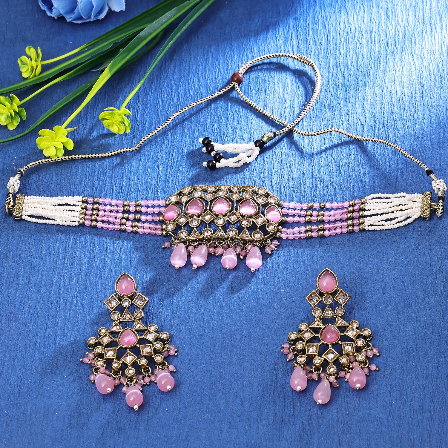 Sukkhi Attractive Gold Plated Choker Necklace Set For Women