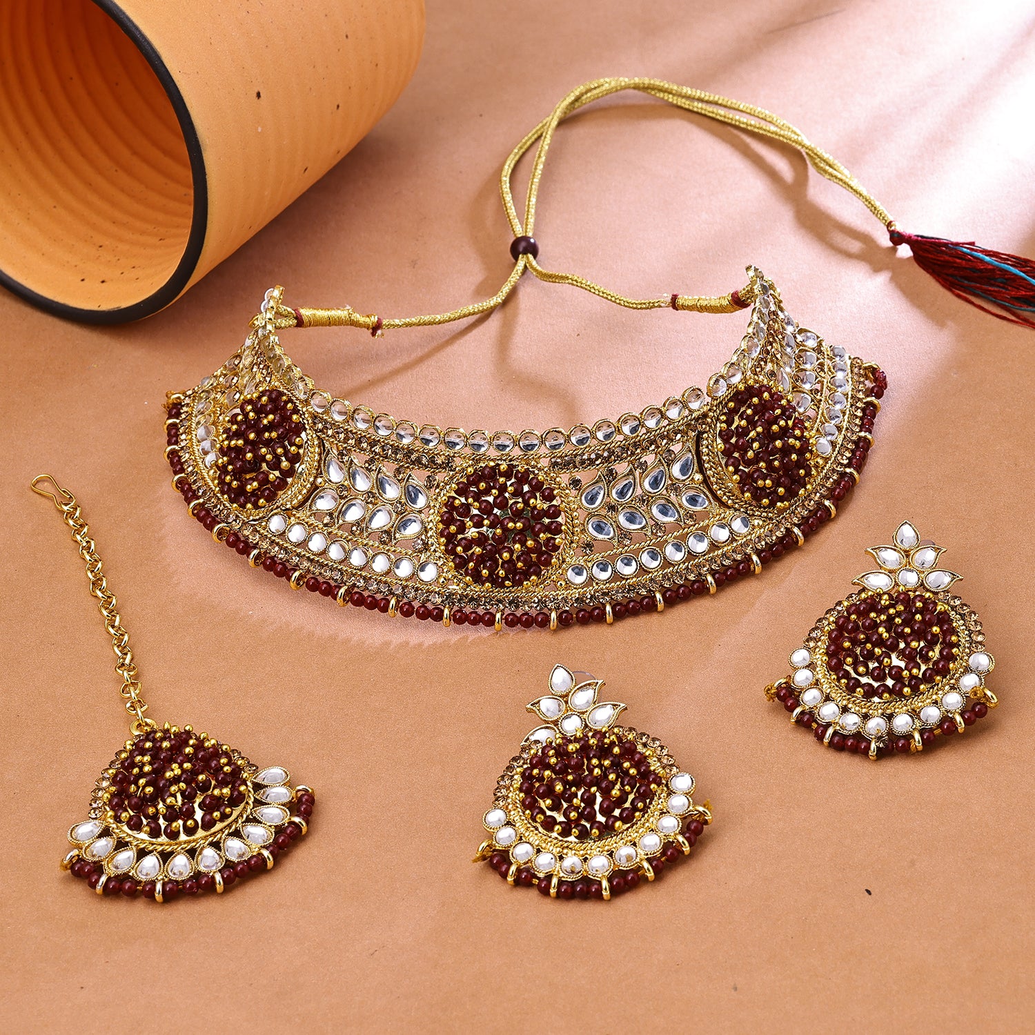 Golden hot sale choker set