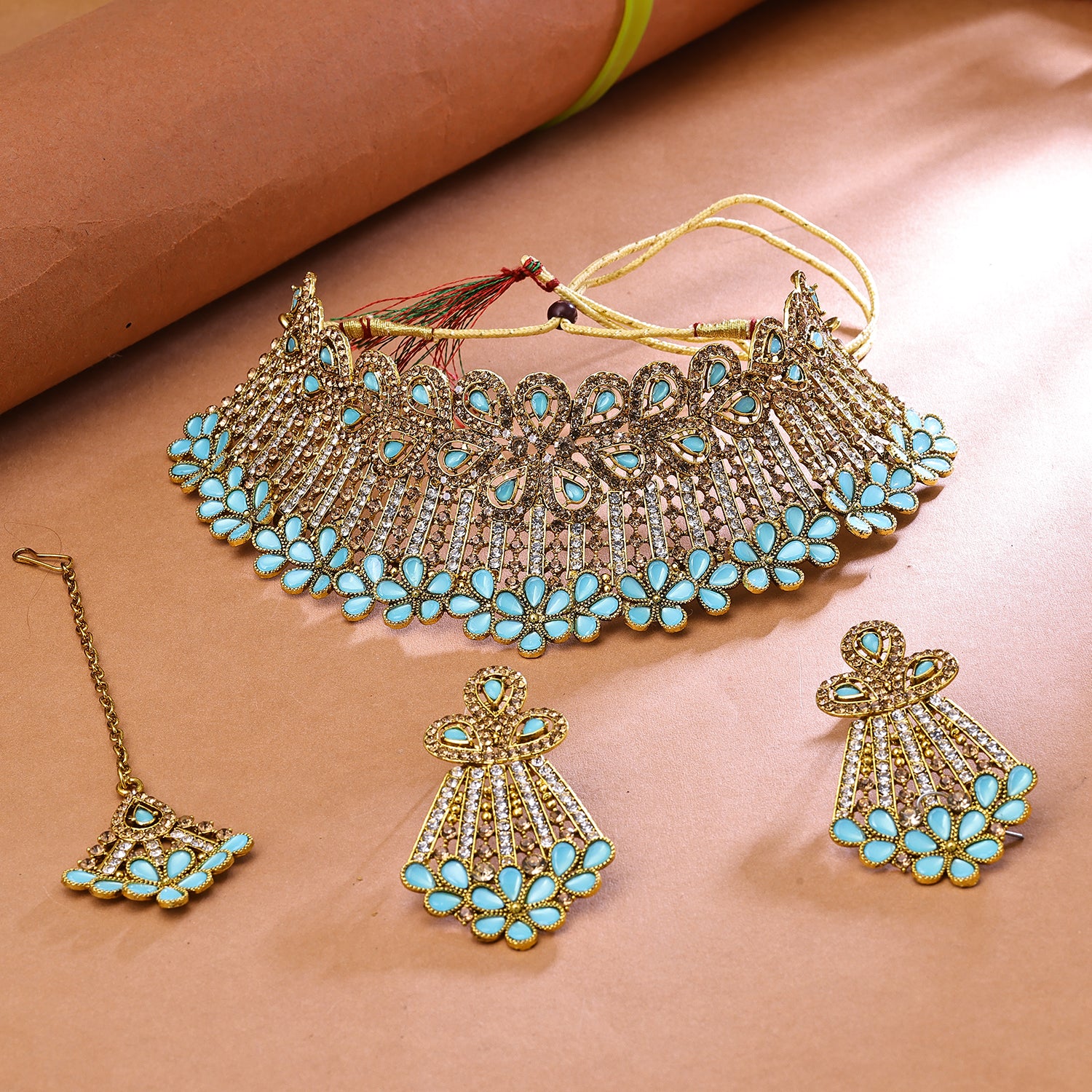 Sukkhi Flawless Gold Plated Choker Necklace Set For Women