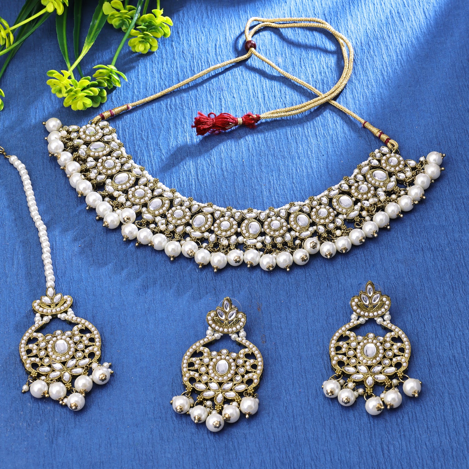 Sukkhi Glorious Gold Plated Choker Necklace Set For Women 