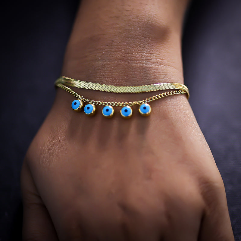 Buy Scintillare By Sukkhi Set Of 4 Gold Plated Cuff Bracelets - Bracelet  for Women 26652796 | Myntra