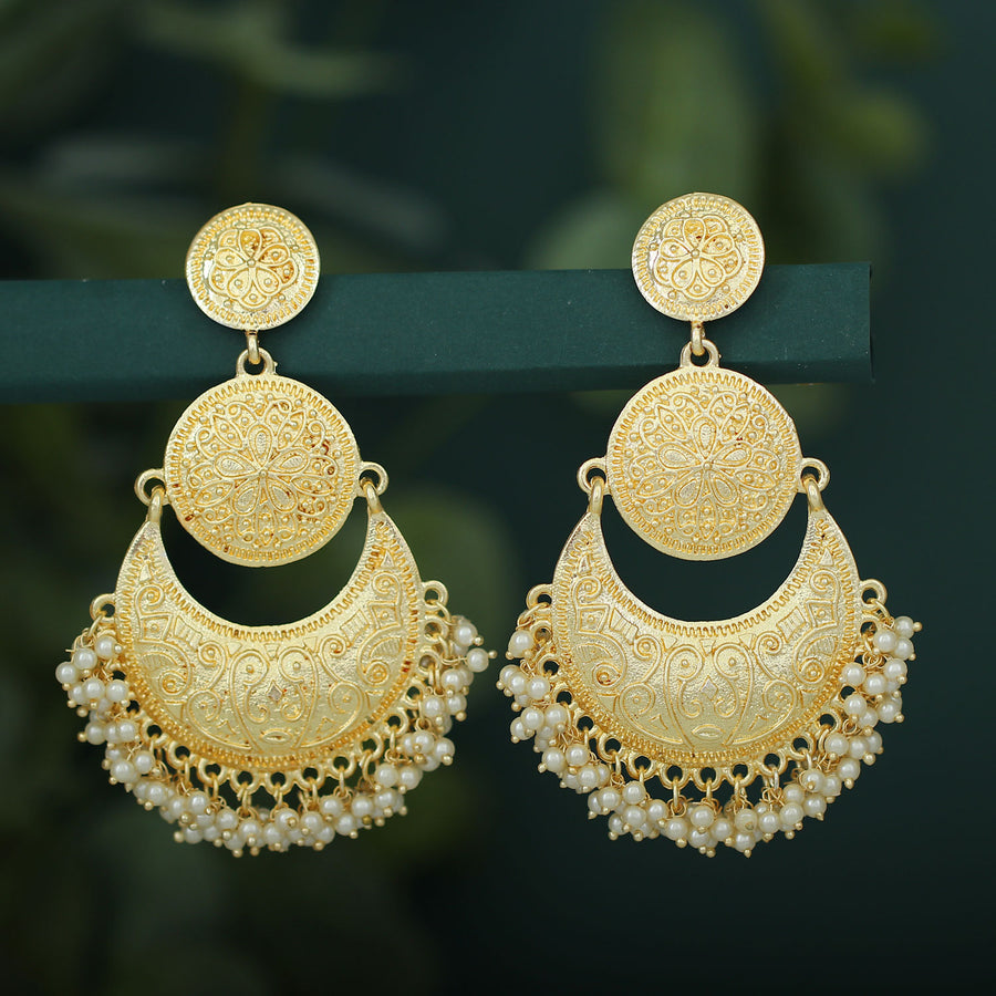 Sukkhi Glittery Gold Plated Pearl Chandelier Earring For Women