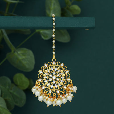 Sukkhi Glorious Pearl Gold Plated Kundan Maangtikka for Women