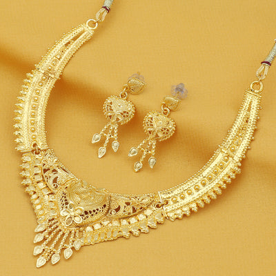 Sukkhi Glistening 24 Carat Gold Plated Choker Necklace Set for Women