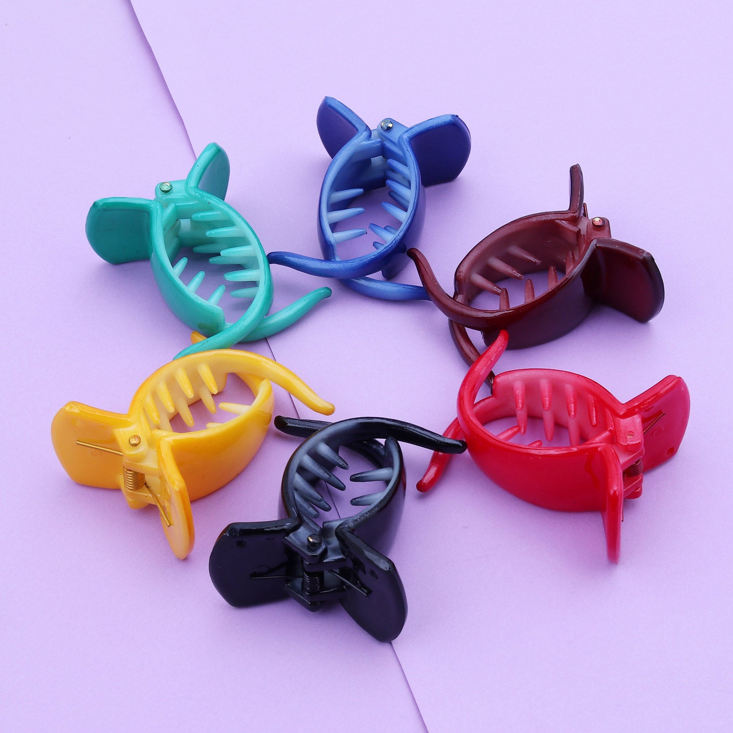 Sukkhi Pretty Butterfly Hair Clip Hair Accessories for Women and Girl (Pack of 6) (Size: M)