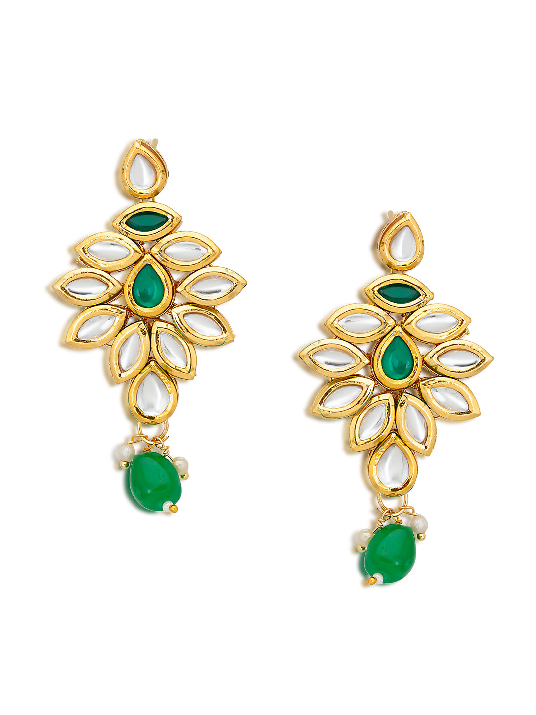 Sukkhi Marvelous Gold Plated Kundan Choker Necklace Set for Women