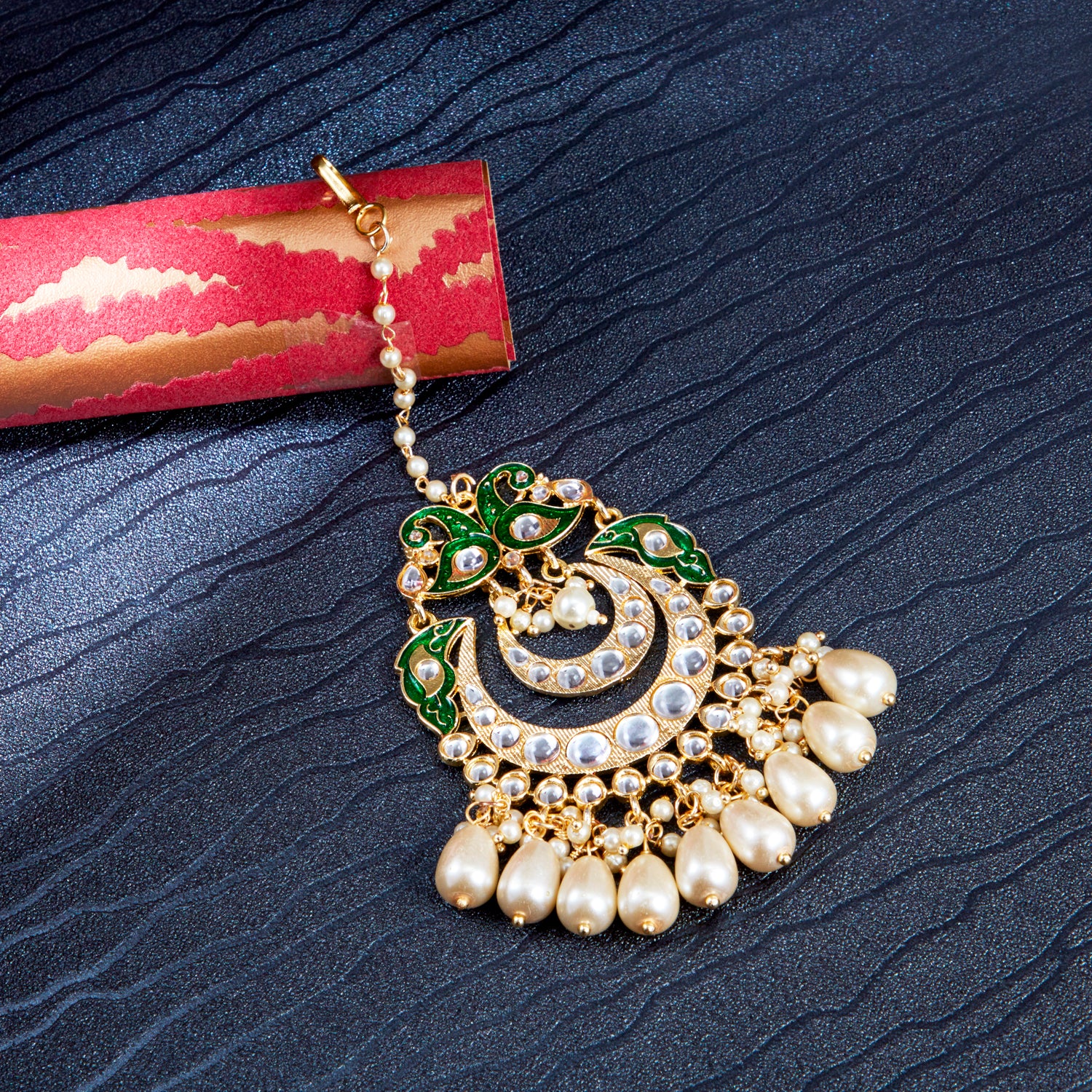 Sukkhi Fashionable Kundan Gold Plated Pearl Maangtikka Worn By Karisma Kapoor