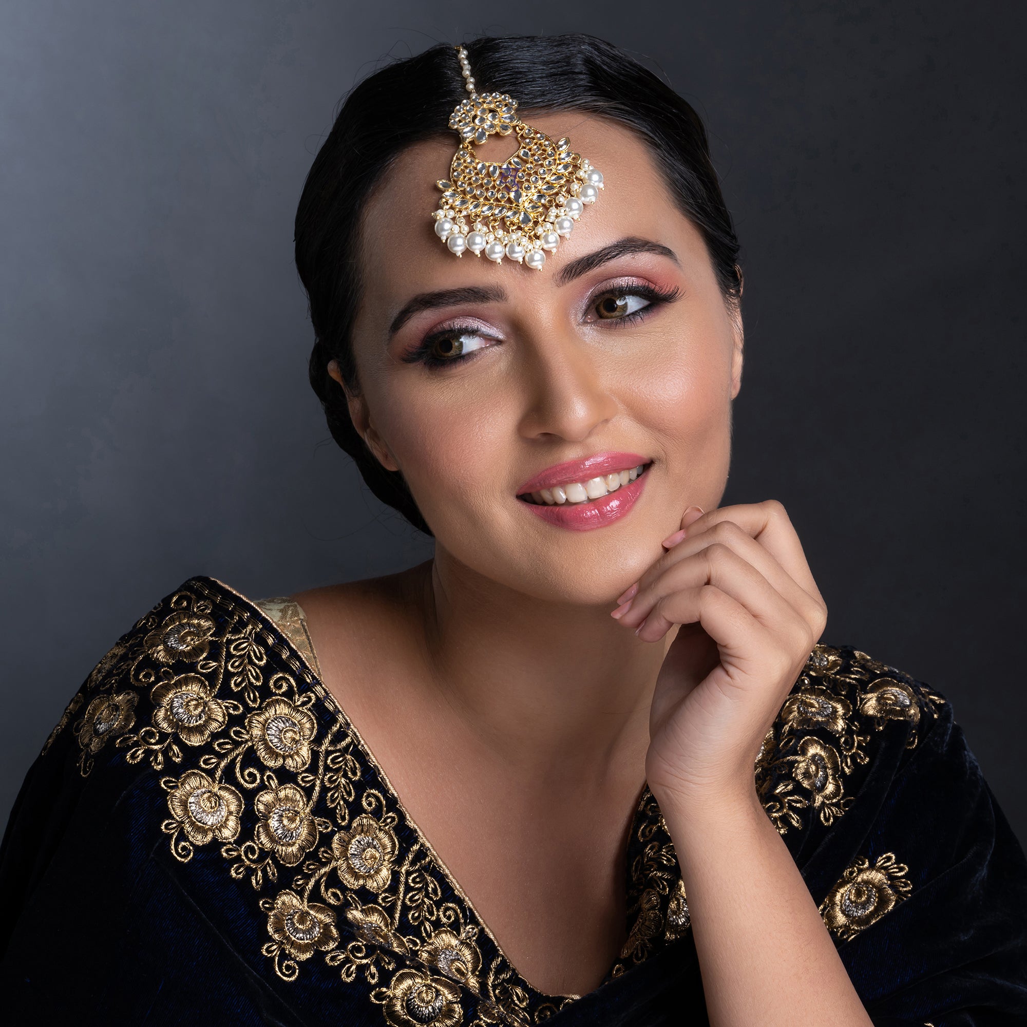 Sukkhi Youthful Kundan Gold Plated Pearl Maangtikka Worn By Karisma Kapoor