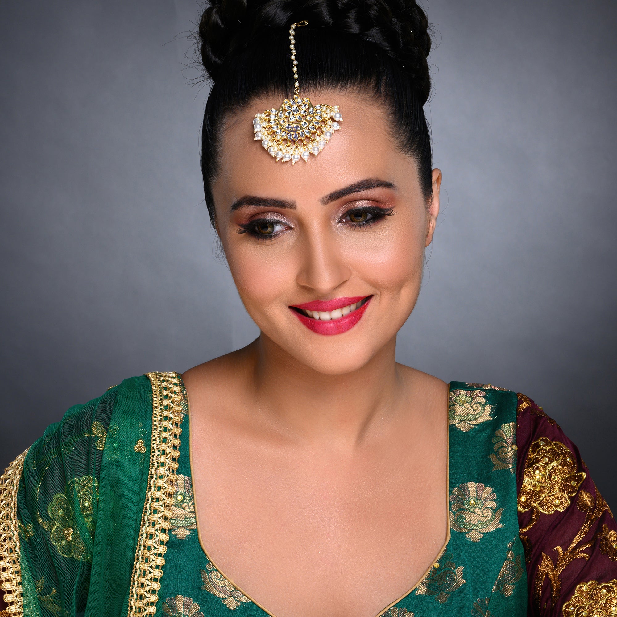 Sukkhi Artistically Kundan Gold Plated Pearl Maangtikka Worn By Karisma Kapoor