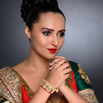 Sukkhi Glorious Kundan Gold Plated Pearl Bracelet Worn By Karisma Kapoor