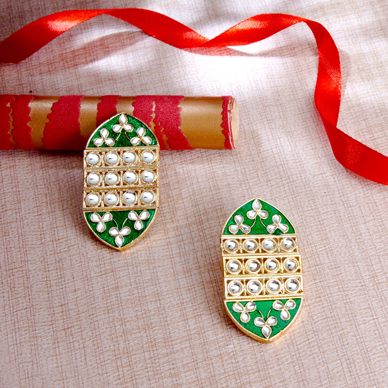 Sukkhi Delightful Gold Plated Kundan Stud Earring Set Worn By Karisma Kapoor