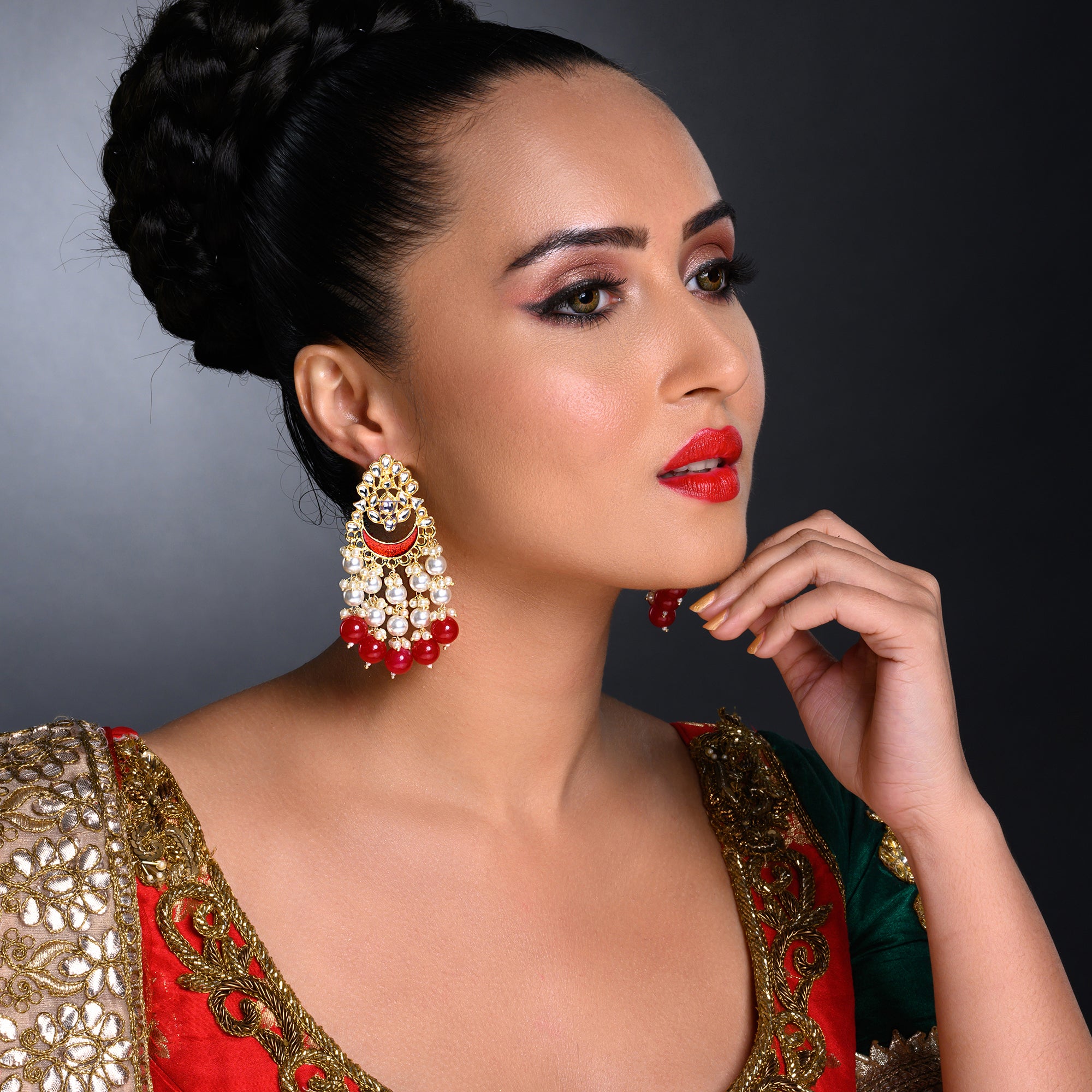 Sukkhi Fabulous Kundan Gold Plated Pearl Chandelier Earring Set Worn By Karisma Kapoor