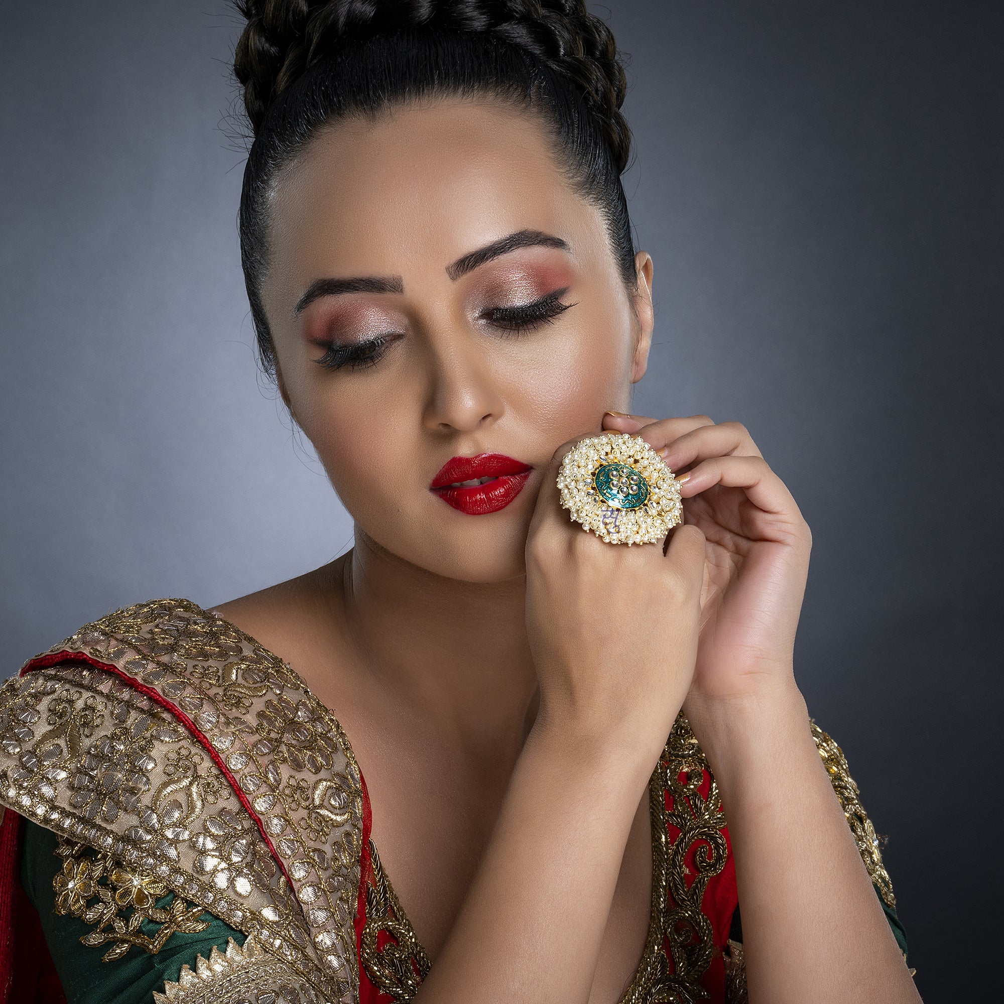 Sukkhi Glitzy Kundan Gold Plated Pearl Ring Worn By Karisma Kapoor